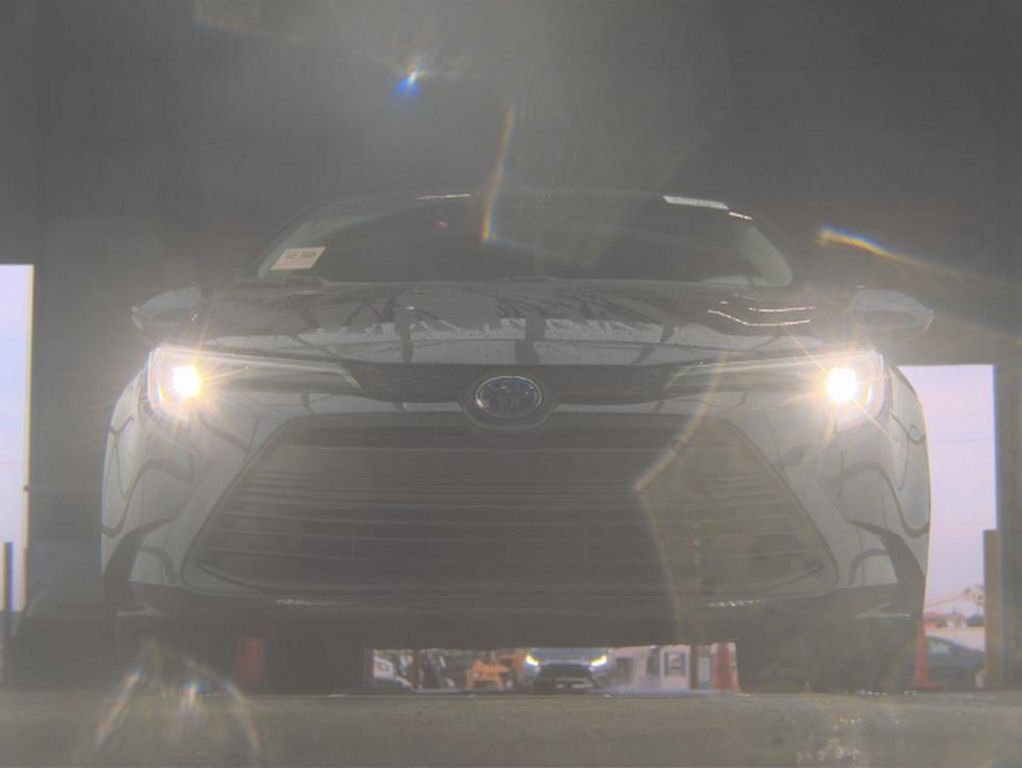 2023 Toyota Corolla Hybrid LE photo 4