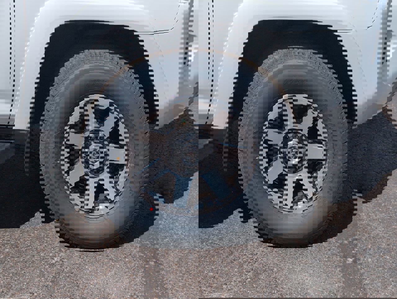 2020 Toyota 4Runner Base photo 6