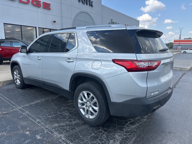 2018 Chevrolet Traverse photo 2