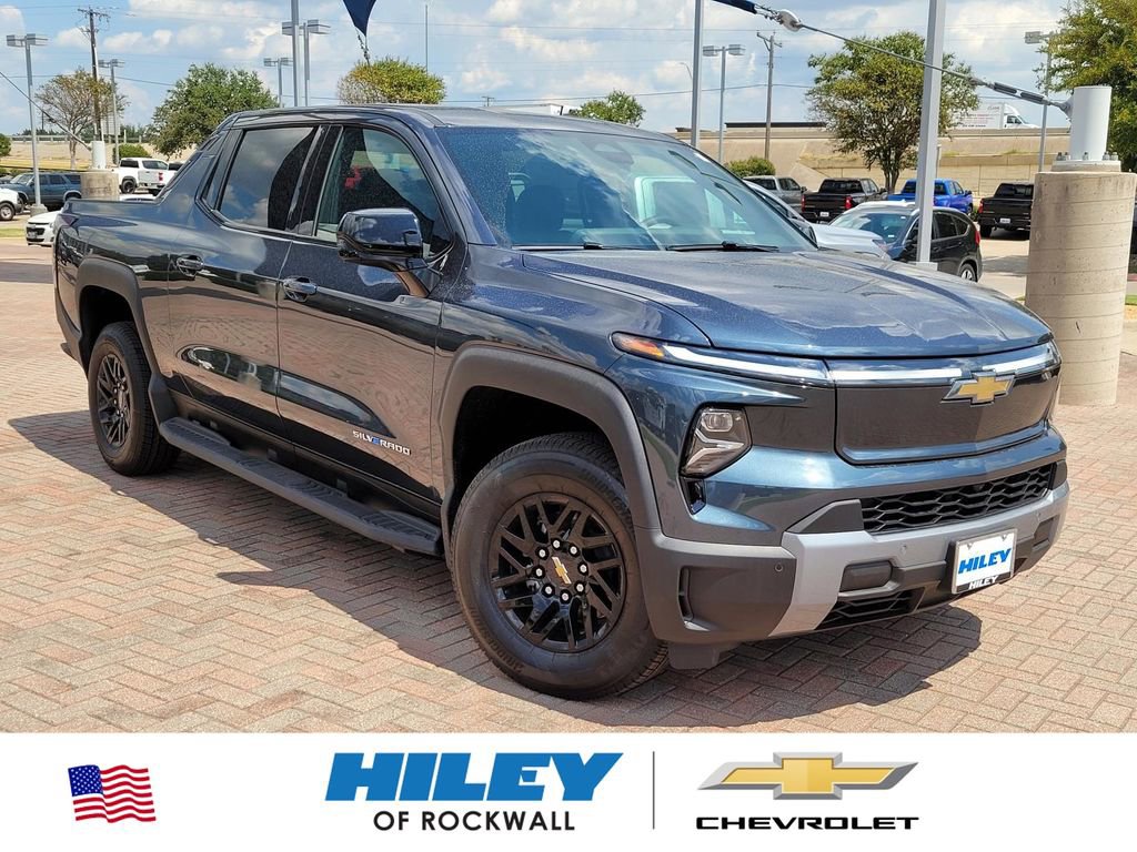 2026 Chevrolet Silverado EV LT's photo