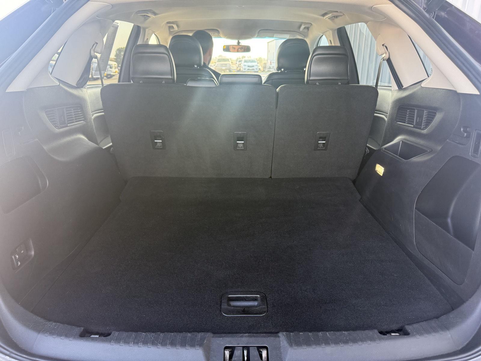 2017 Ford Edge SEL photo 9