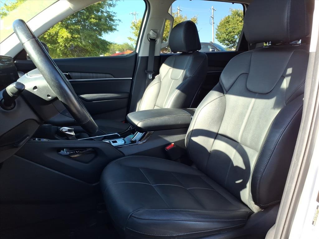 2023 Kia Telluride EX photo 3