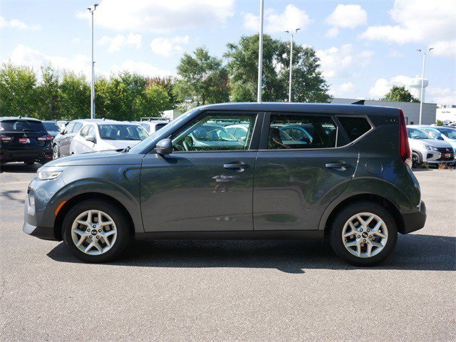 2021 Kia Soul S photo 2