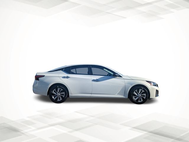 2025 Nissan Altima 2.5 S photo 2