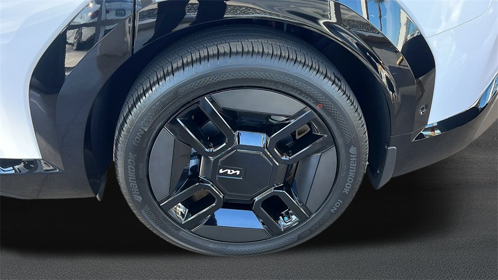 2026 Kia EV9 GT-Line photo 2