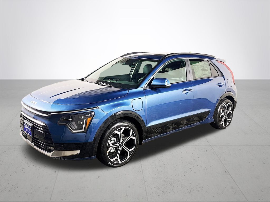 2025 Kia Niro Plug-In Hybrid SX Touring photo 2