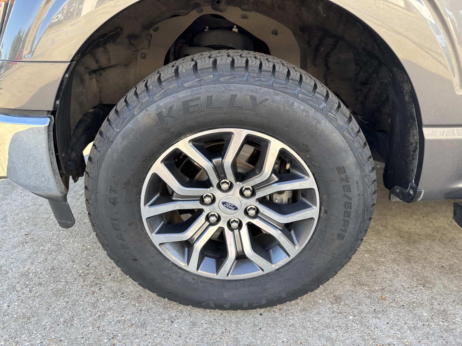 2021 Ford F-150 Lariat photo 4