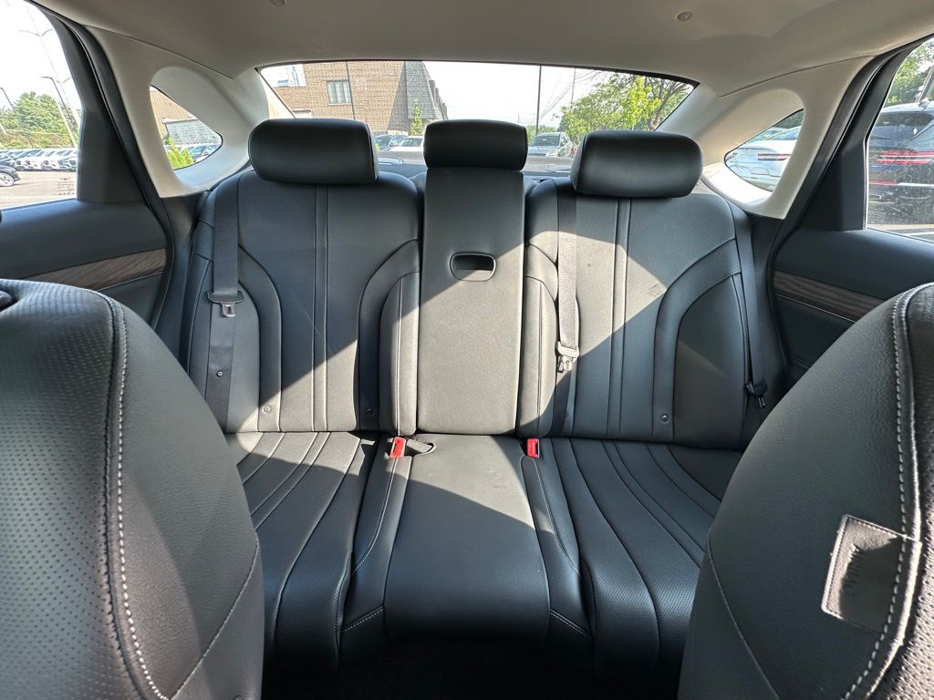 2024 Genesis Electrified G80 Advanced Prestige photo 18