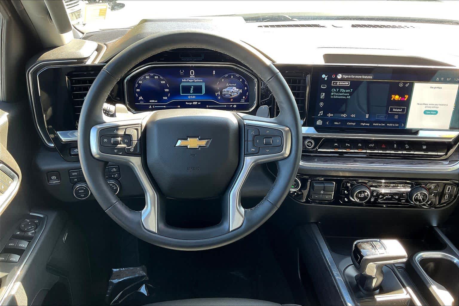 2025 Chevrolet Silverado 1500 LTZ photo 4