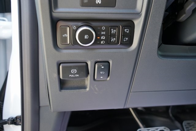 2025 FORD F-150 - Image 36