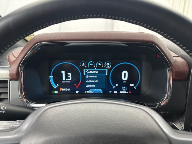 2023 Ford F-150 Lariat photo 15