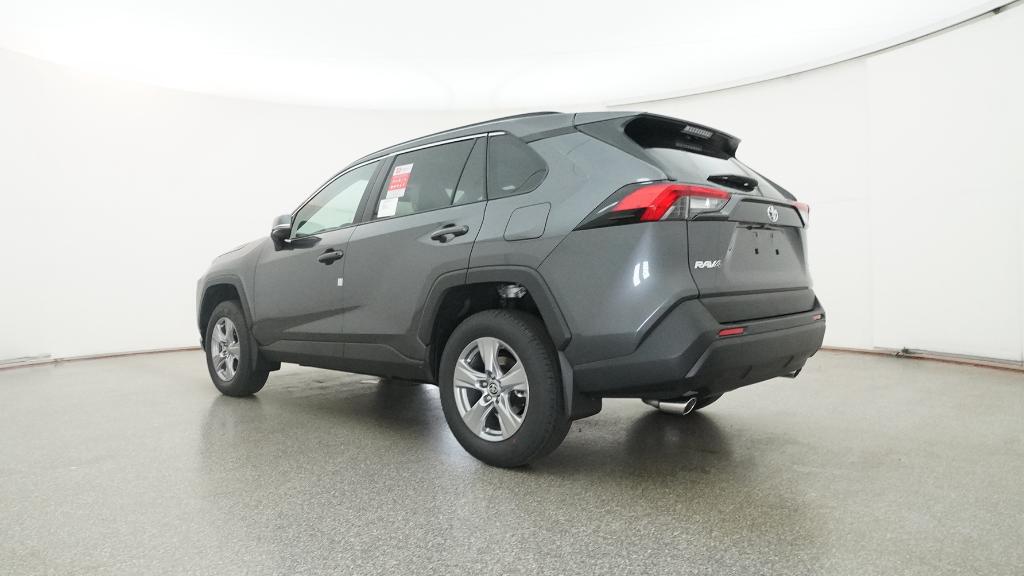 2025 Toyota RAV4 XLE photo 30
