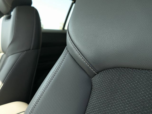 2024 Mazda CX-50 Premium photo 13