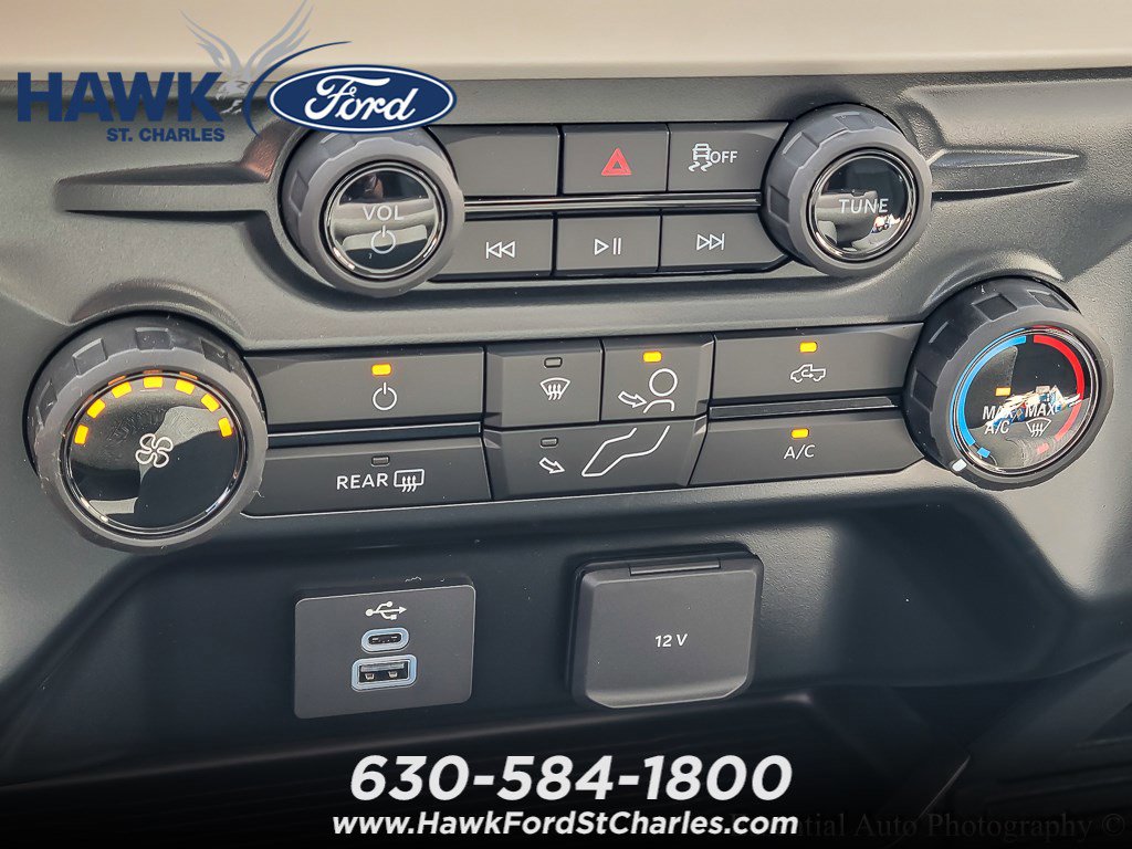 2025 FORD F-350 - Image 12