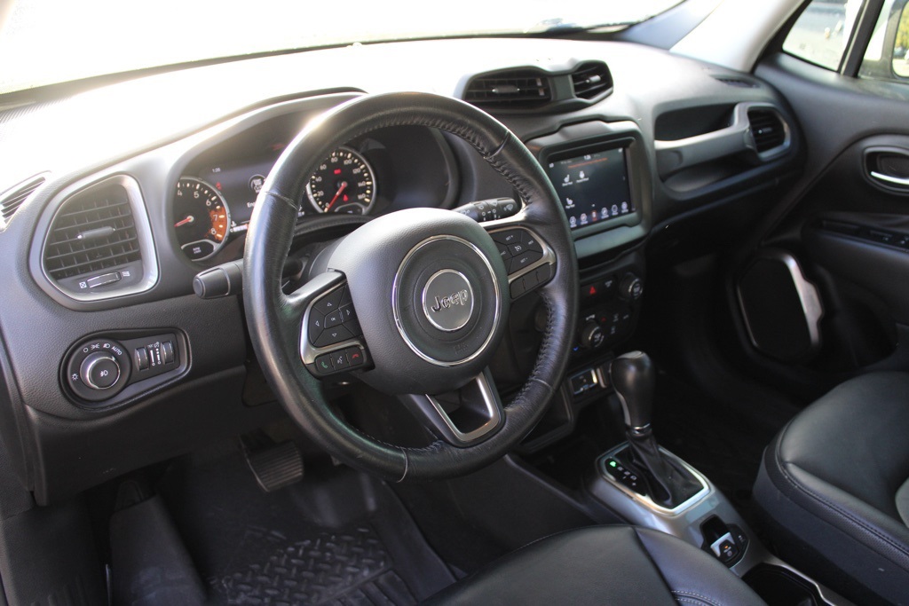 2018 Jeep Renegade Limited photo 3