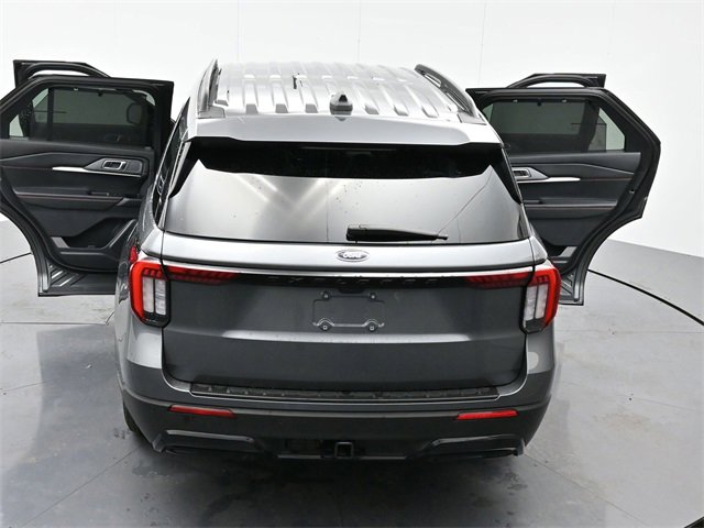 2025 Ford Explorer ST-Line photo 45