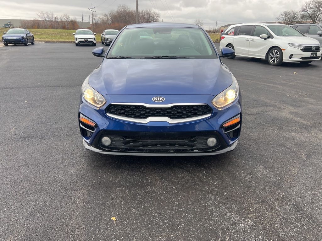 2021 Kia Forte LXS photo 2