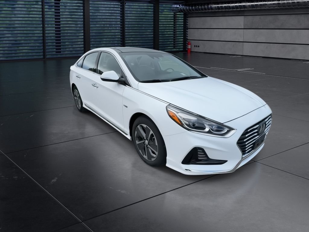 Used 2019 Hyundai Sonata Hybrid Limited with VIN KMHE34L31KA087930 for sale in Chesterton, IN