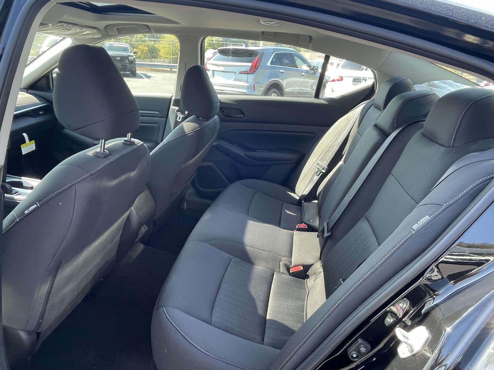 2025 Nissan Altima 2.5 SV photo 15