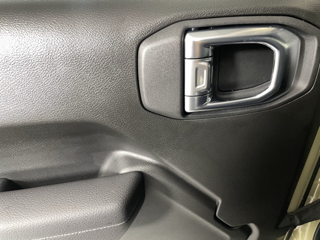 2025 Jeep Wrangler Sport S photo 30