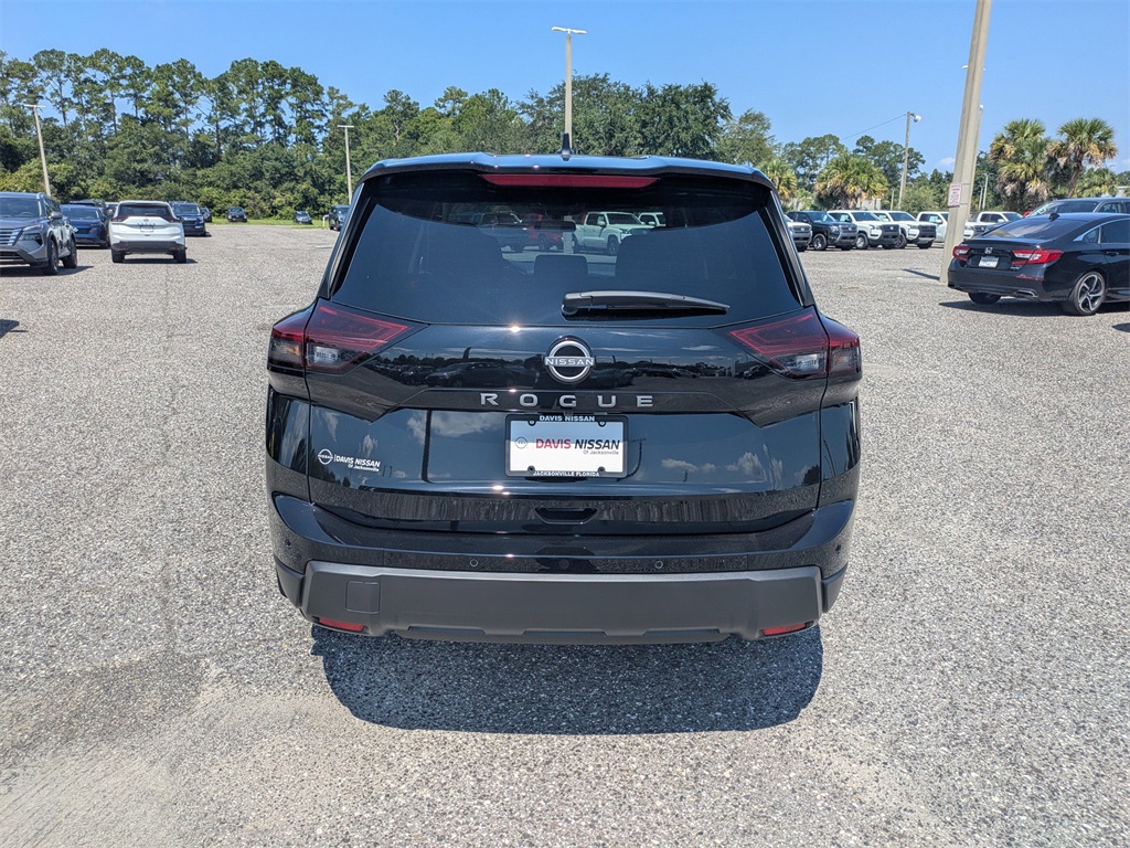 2026 Nissan Rogue S photo 2