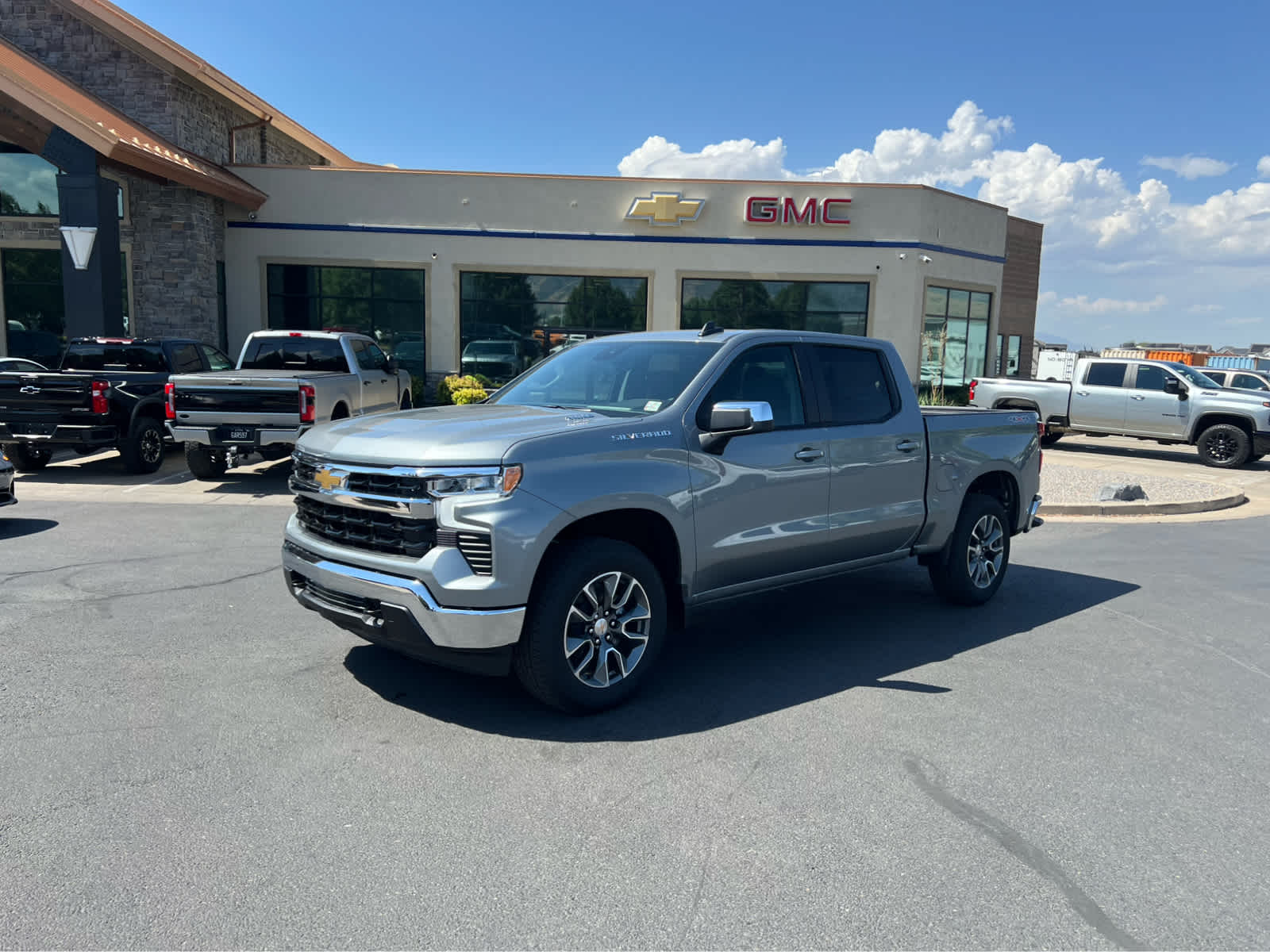 2026 Chevrolet Silverado 1500 LT photo 8
