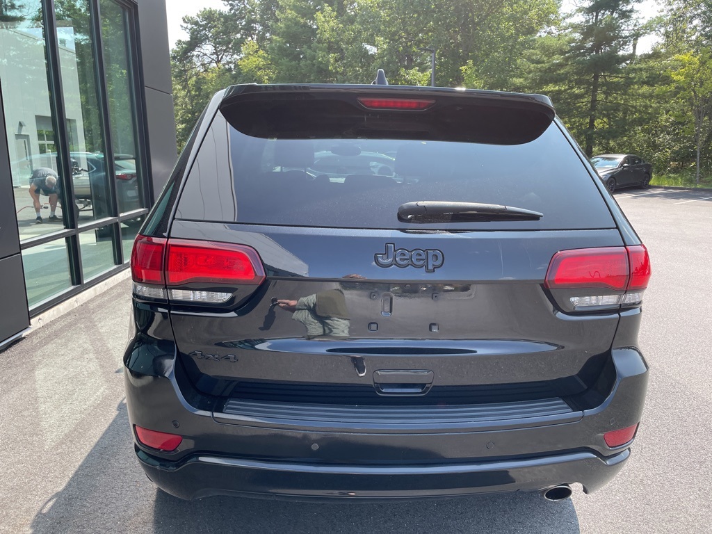 2018 Jeep Grand Cherokee Altitude photo 4
