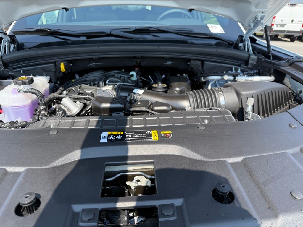 2025 Jeep Grand Cherokee Laredo X photo 21