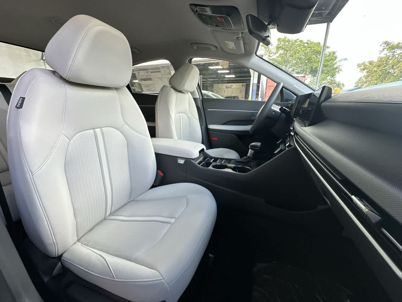 2026 Hyundai Sonata SE photo 23