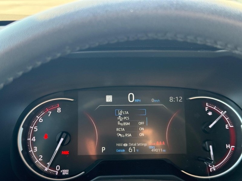 2023 Toyota RAV4 XLE photo 20