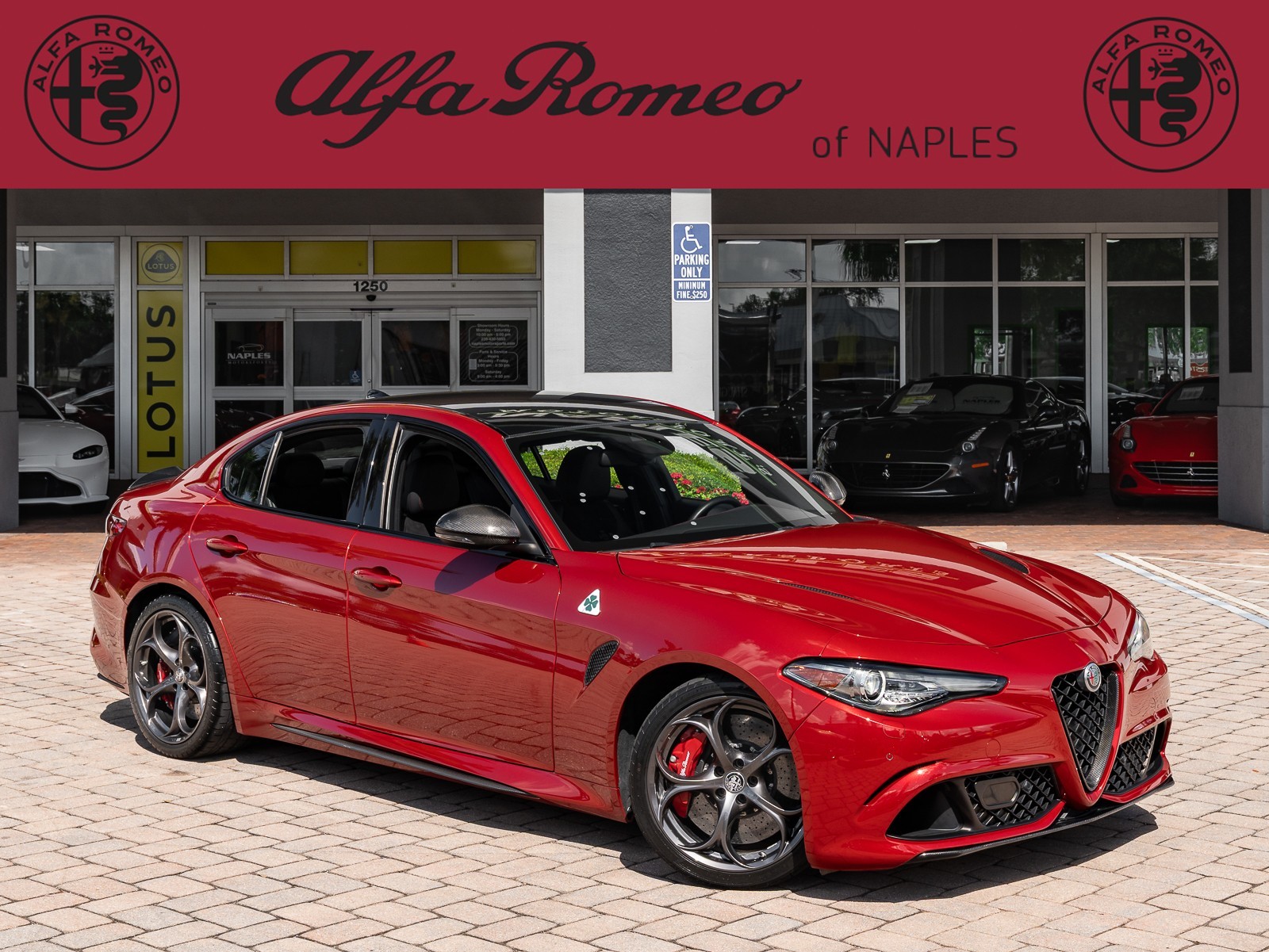 2020 Alfa Romeo Giulia Quadrifoglio photo 43