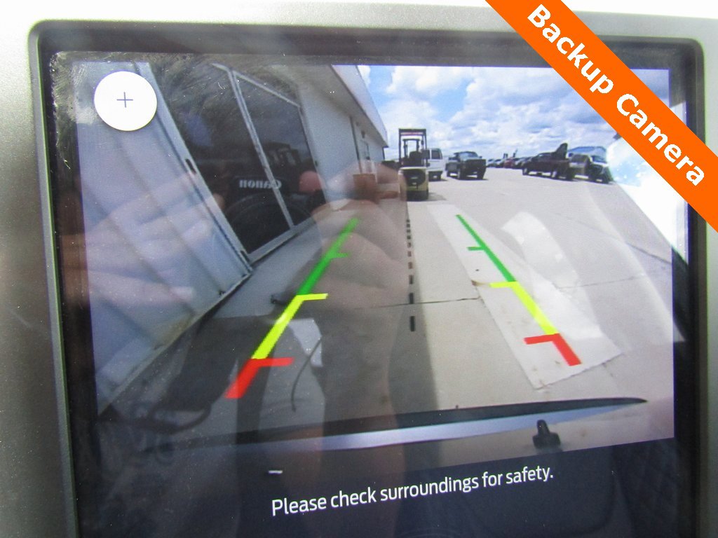 2024 Ford Edge Titanium photo 11