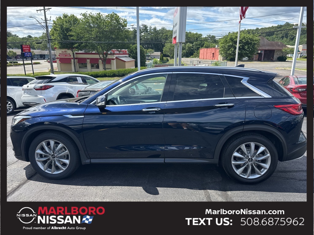 2021 Infiniti QX50 Essential photo 4