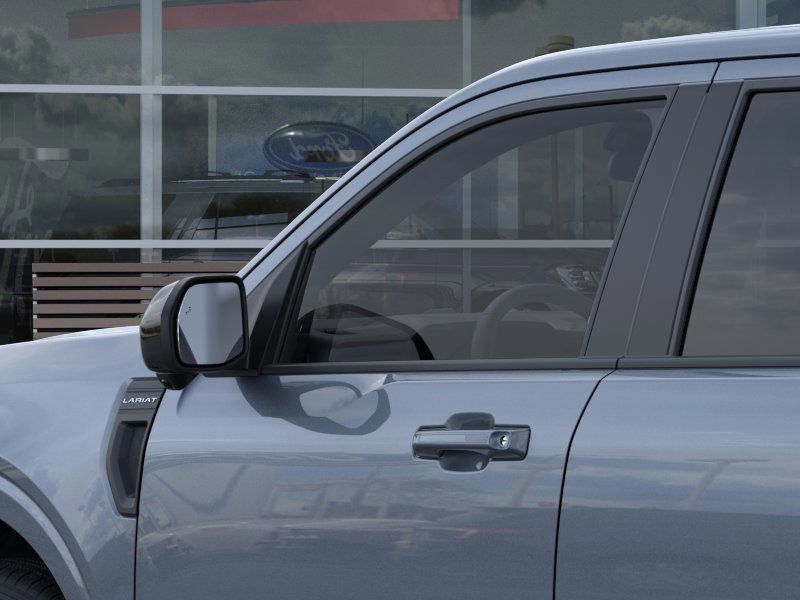 2025 Ford Maverick Lariat photo 18