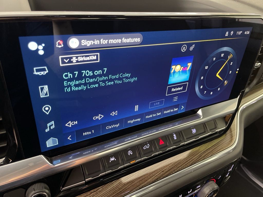 2025 Chevrolet Silverado 1500 LT photo 27
