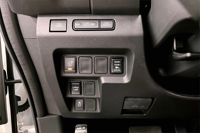 2025 Nissan Frontier SV photo 24