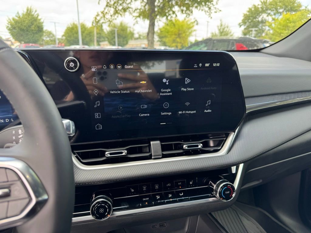 2026 Chevrolet Equinox LT photo 13