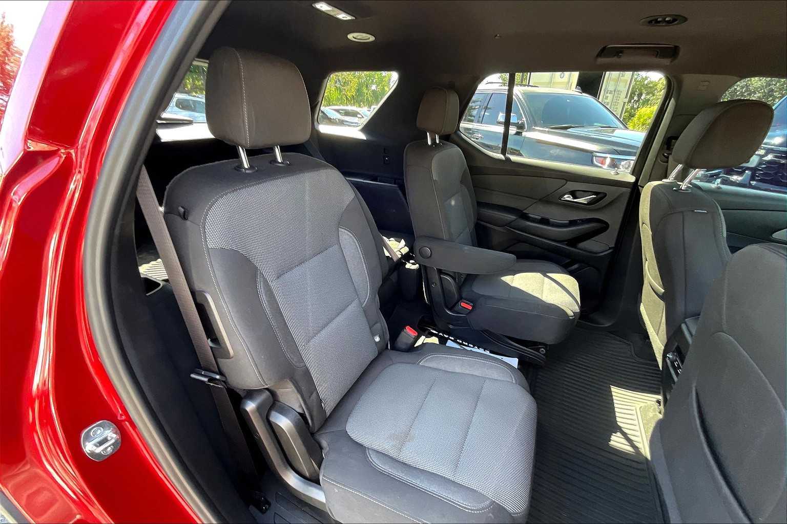2023 Chevrolet Traverse Cloth photo 24