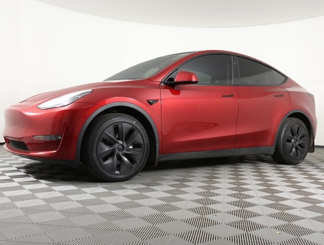2024 Tesla Model Y Long Range's photo