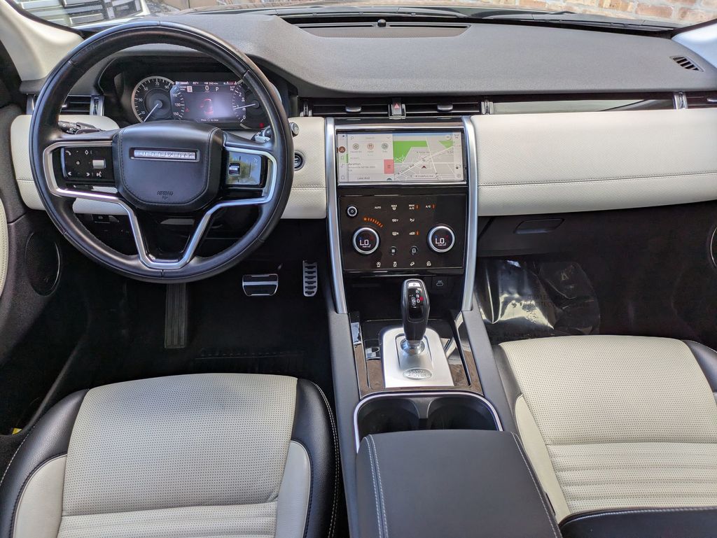 2023 Land Rover Discovery Sport SE R-Dynamic photo 22