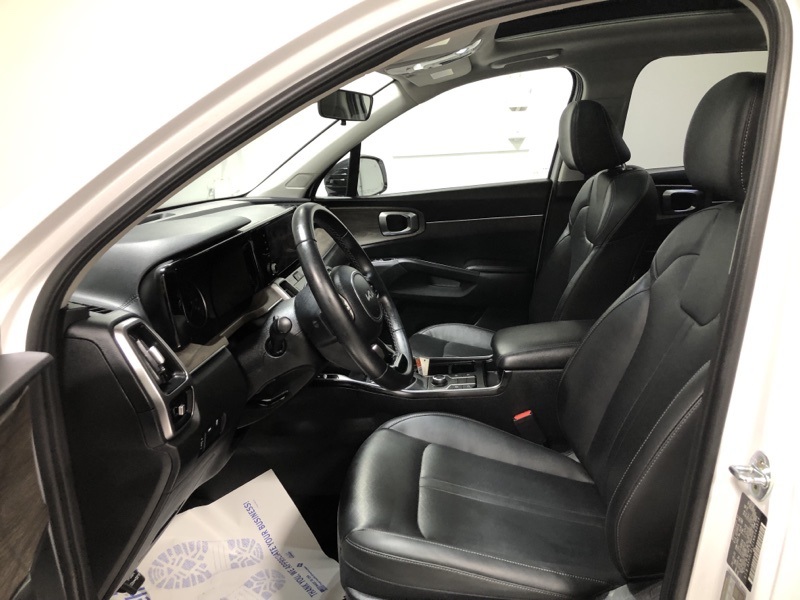 2022 Kia Sorento S X-Line photo 18