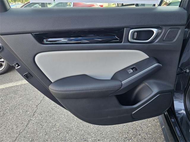 2026 Honda Civic Hybrid Sport Touring photo 8