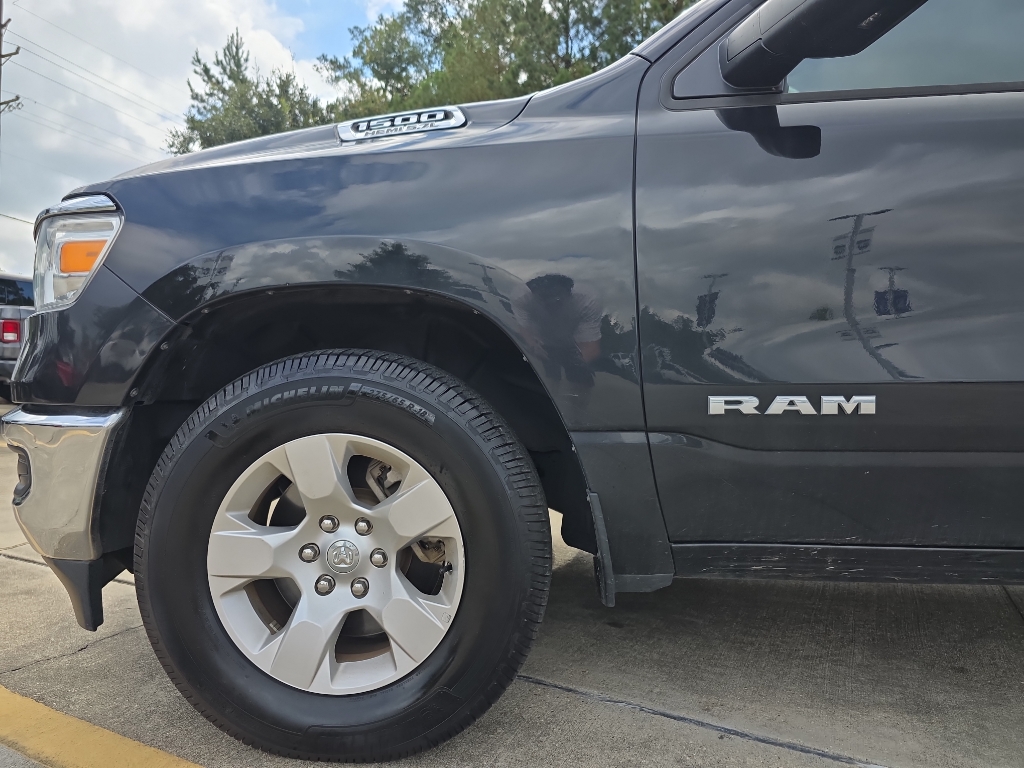 2020 Ram 1500 Big Horn photo 3