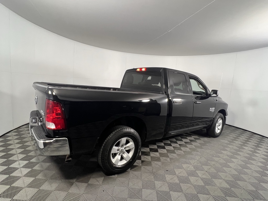 2024 Ram 1500 Classic SLT photo 5
