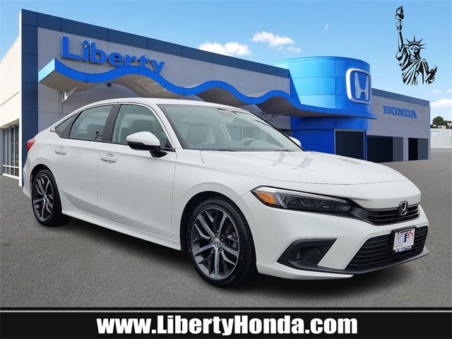 2023 Honda Civic Touring's photo