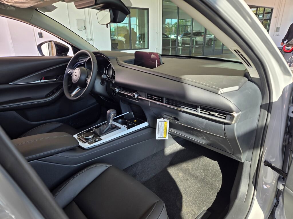 2025 Mazda CX-30 2.5 Select Sport photo 3