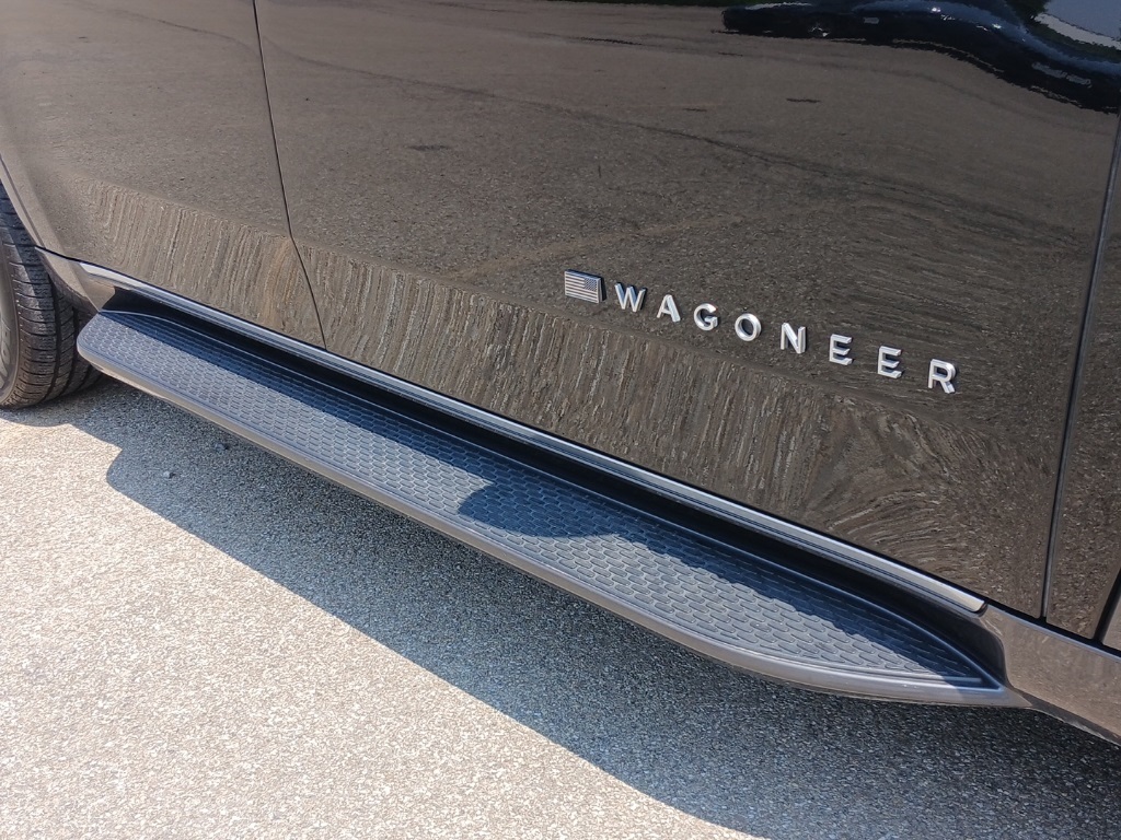 2022 Jeep Wagoneer Series II photo 27