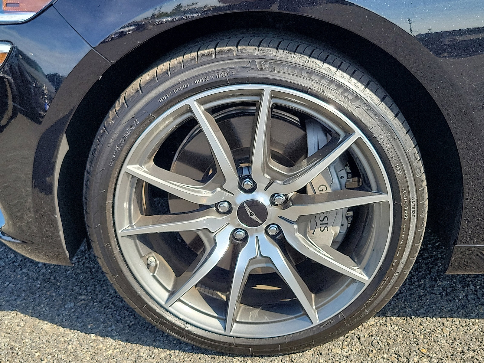 2025 Genesis G70 2.5T photo 21