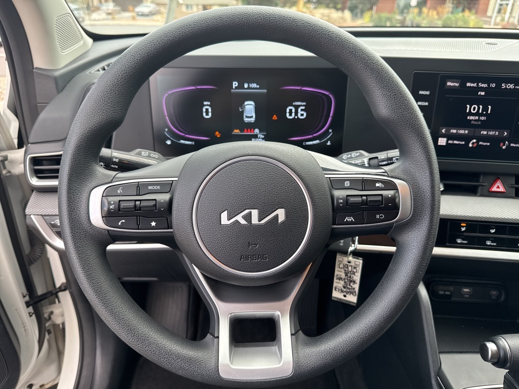 2024 Kia Sportage LX photo 6
