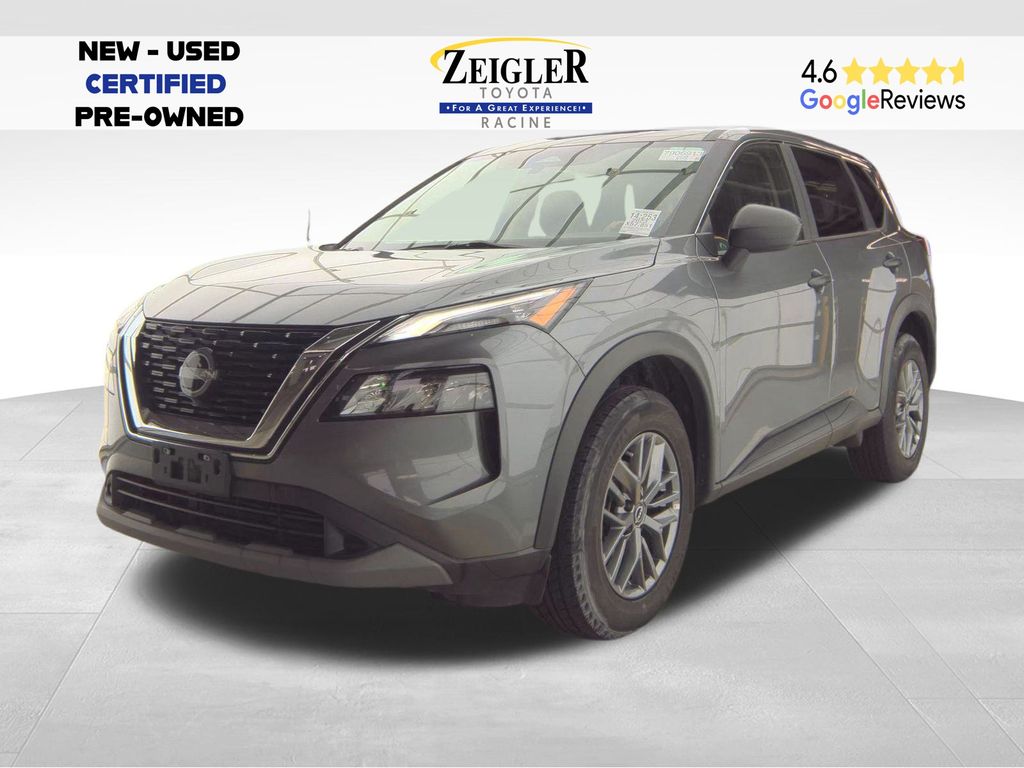 2023 Nissan Rogue S's photo